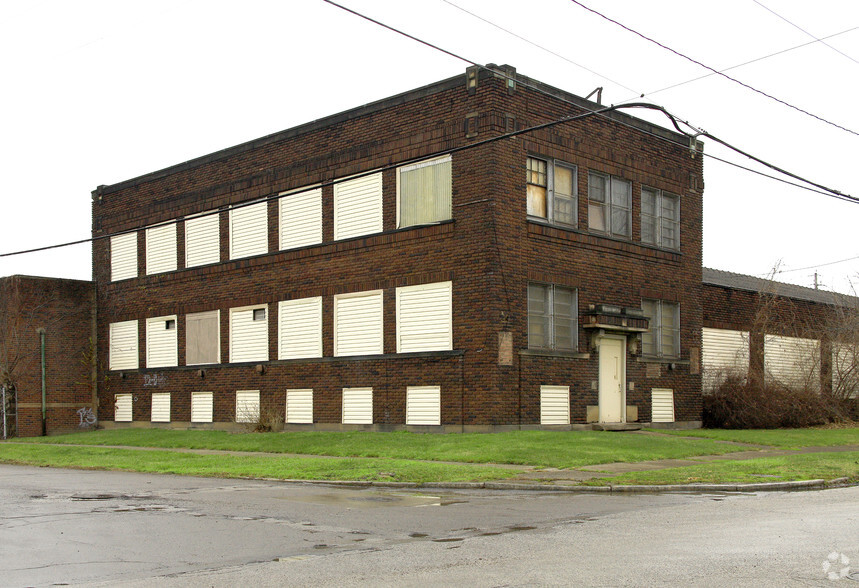 340 E 131st St, Cleveland, OH for sale - Primary Photo - Image 1 of 1