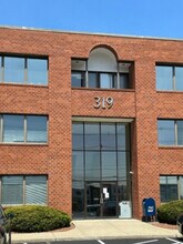 319 Littleton Rd, Westford, MA à louer Photo du bâtiment- Image 2 de 8