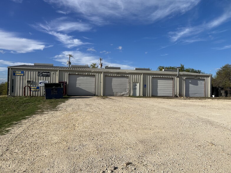 Depot St, Meridian, TX à vendre - Photo du bâtiment - Image 1 de 1