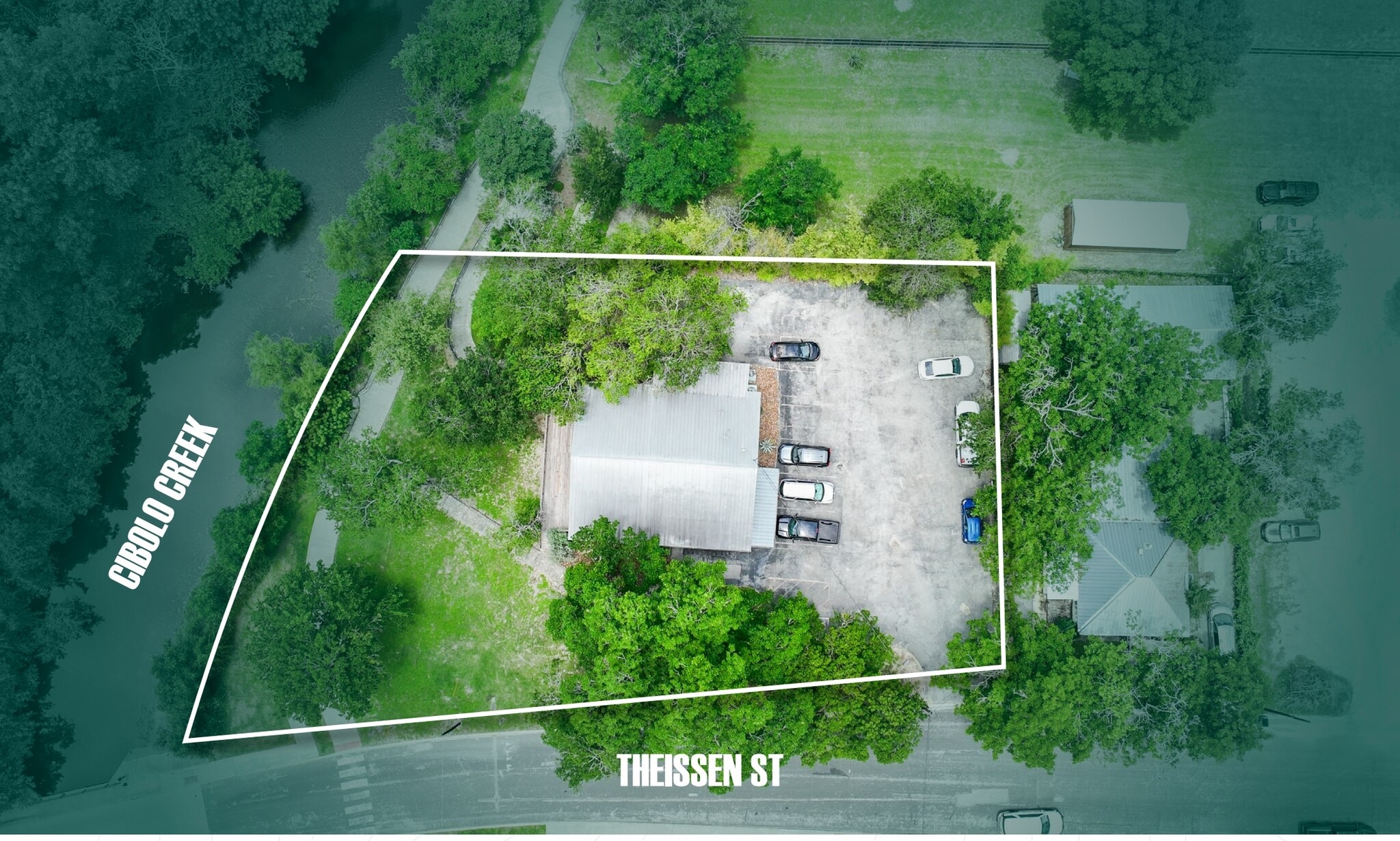 128 W Theissen St, Boerne, TX for sale Primary Photo- Image 1 of 21