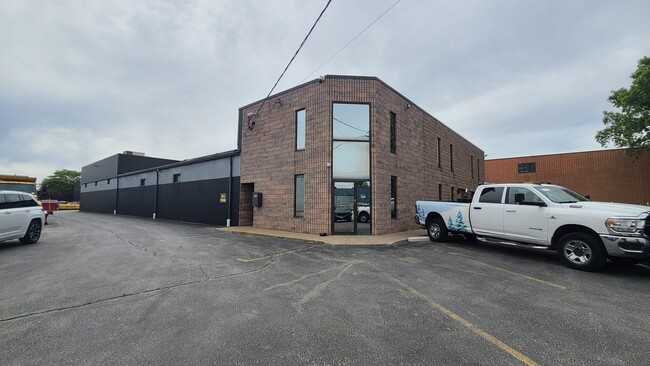 More details for 2045 Astor Crt, Tecumseh, ON - Industrial for Lease