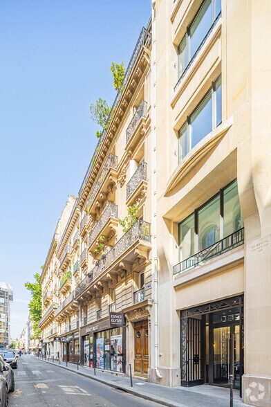 37 Bis Rue Du Colisée, Paris for lease - Building Photo - Image 2 of 3