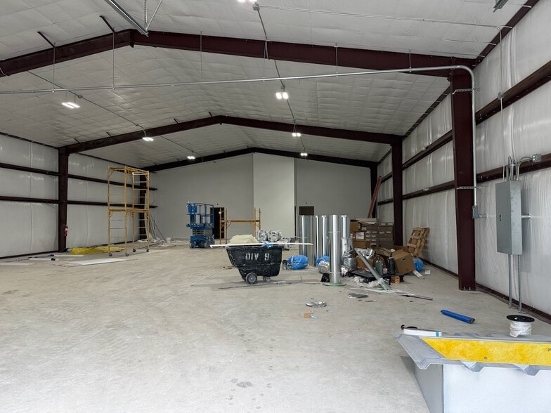 1305 Industrial Dr, Royse City, TX for lease - Construction Photo - Image 3 of 11