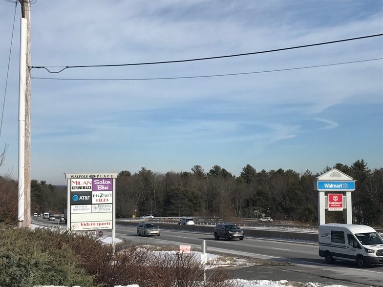 555 Providence Hwy, Walpole, MA for lease - Building Photo - Image 2 of 2