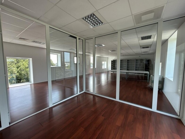 Bureau dans Saint Nazaire à louer - Photo intérieure - Image 3 de 10