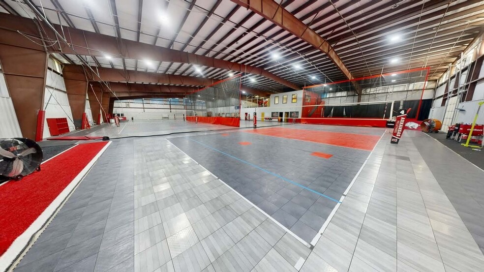 3735 Treat Ln, Springdale, AR for lease - Building Photo - Image 3 of 16