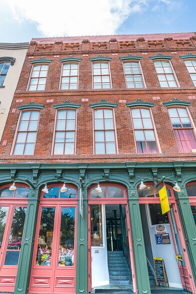 2309 Strand St, Galveston, TX à vendre - Photo du bâtiment - Image 2 de 10