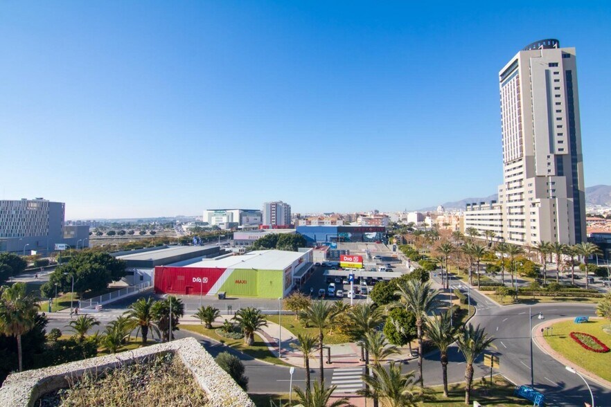 Commerce de détail dans El Ejido, Almería à vendre - Photo du bâtiment - Image 2 de 2