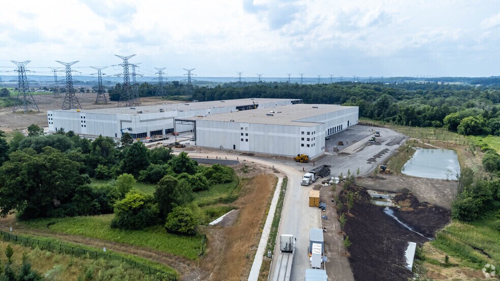 16 Cleve Crt, Halton Hills, ON for sale - Primary Photo - Image 1 of 1