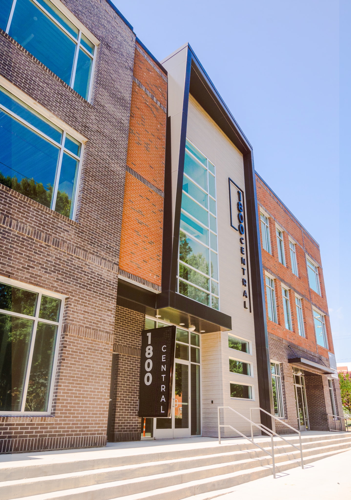 1800 Central Ave, Charlotte, NC for lease Primary Photo- Image 1 of 9