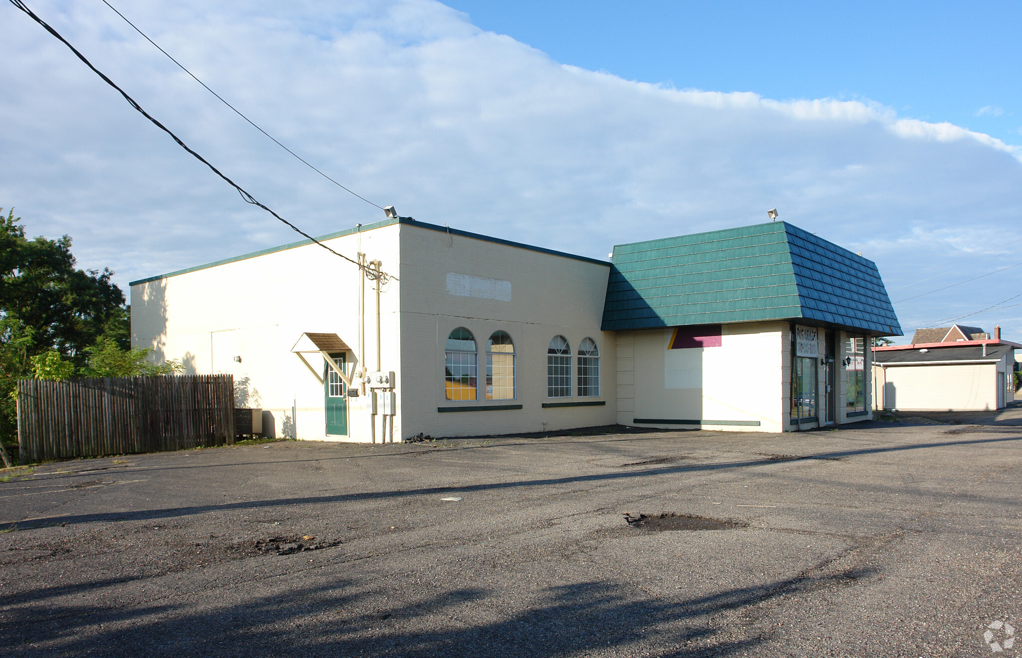 4030 Sunset Blvd, Steubenville, OH for sale Primary Photo- Image 1 of 1