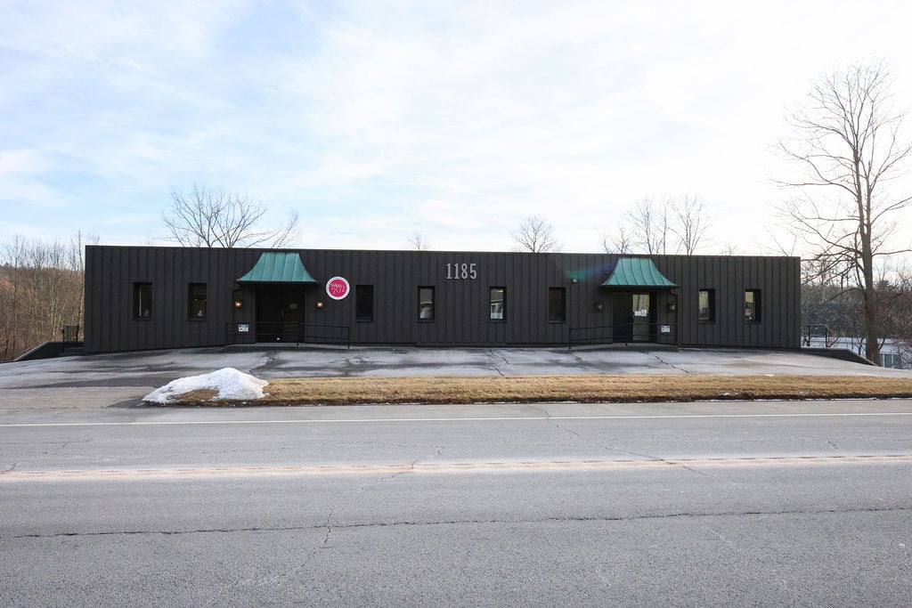 1185 New Litchfield St, Torrington, CT à vendre Photo principale- Image 1 de 5