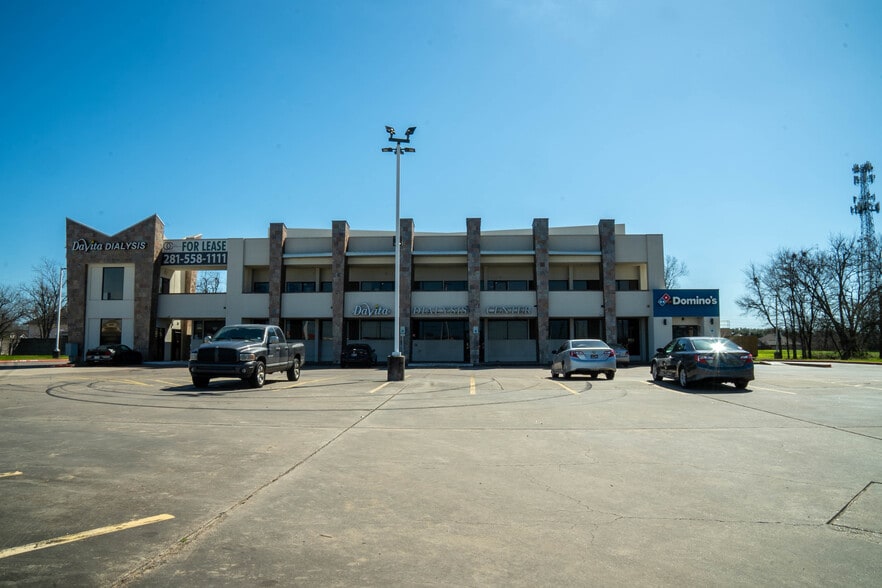 20333 Southwest Fwy, Sugar Land, TX à vendre - Photo du bâtiment - Image 3 de 6