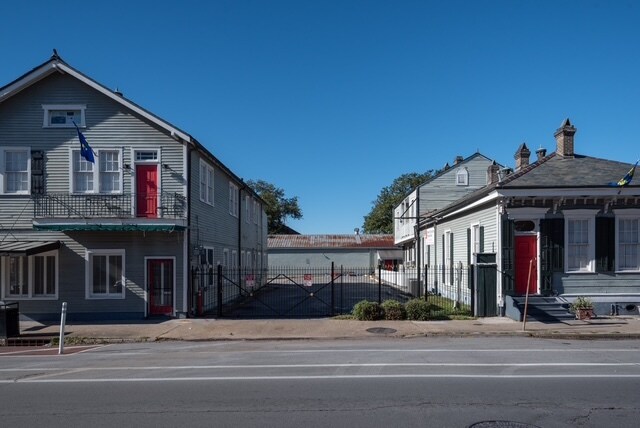 Rampart St Portfolio Sale portefeuille de 5 propriétés à vendre sur LoopNet.ca - Photo du bâtiment - Image 2 de 5