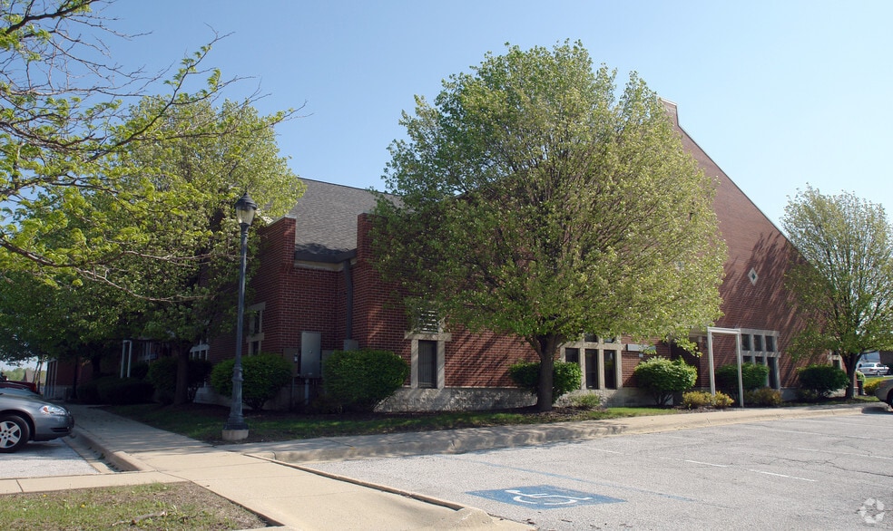 8510-8528 Broadway, Merrillville, IN à louer - Photo du bâtiment - Image 2 de 7