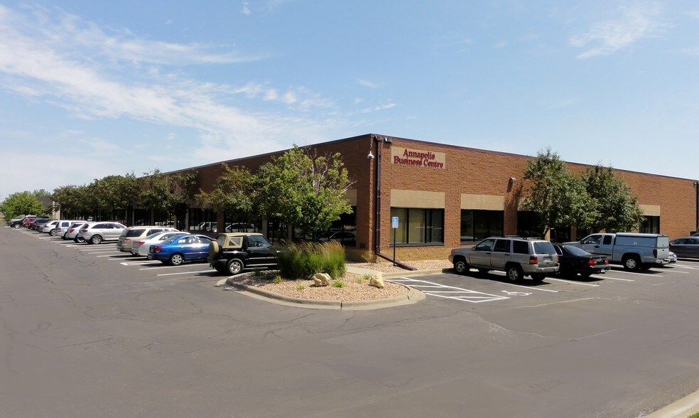 13705 N 26th Ave, Plymouth, MN for lease - Primary Photo - Image 1 of 7