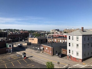 99-103 E Central St, Worcester, MA à louer Photo intérieure- Image 1 de 2