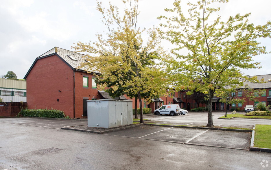 Centre Ct, Pontypridd for lease - Building Photo - Image 3 of 8