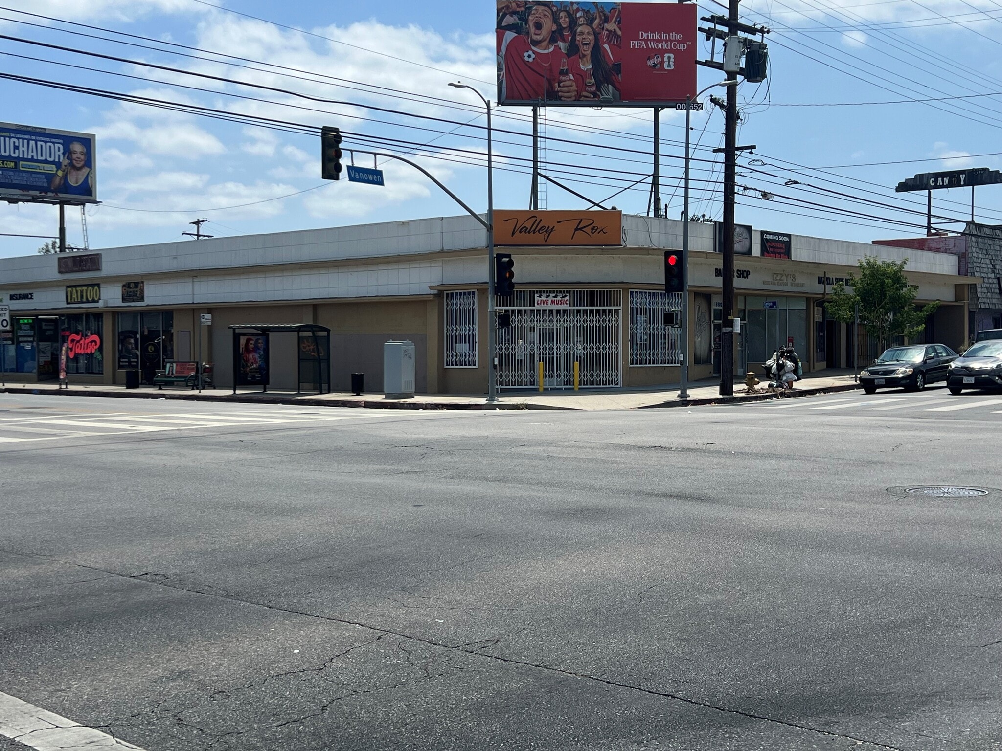19300-19306 Vanowen St, Reseda, CA for lease Building Photo- Image 1 of 5