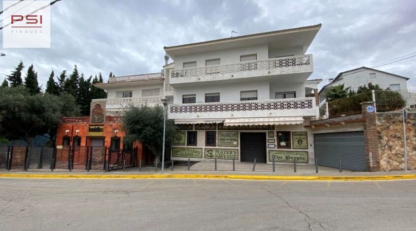 Immeuble residentiel dans Roda de Berà, Tarragona à vendre - Photo du bâtiment - Image 2 de 8