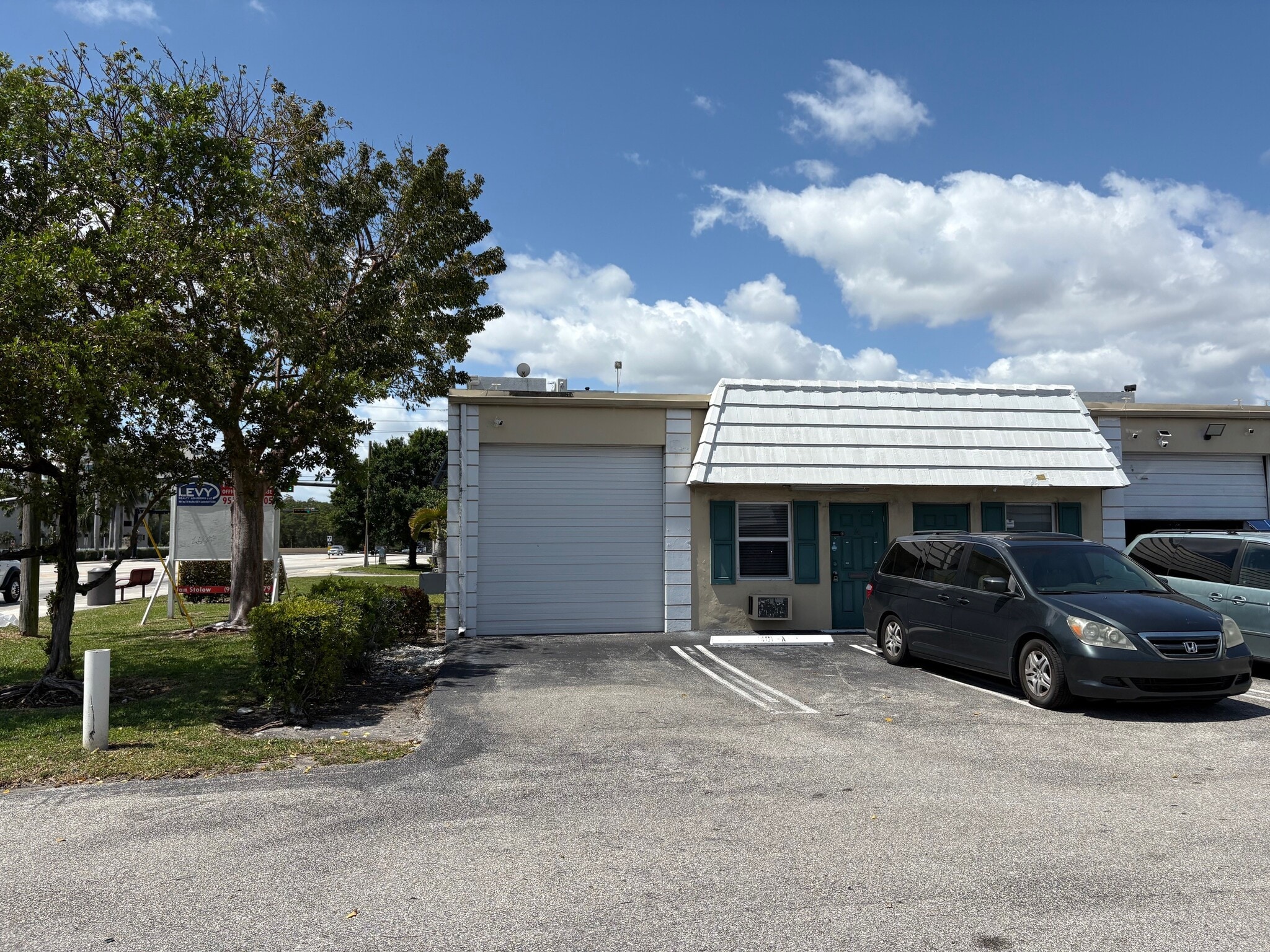 1451 SW 12th Ave, Pompano Beach, FL for lease Building Photo- Image 1 of 6