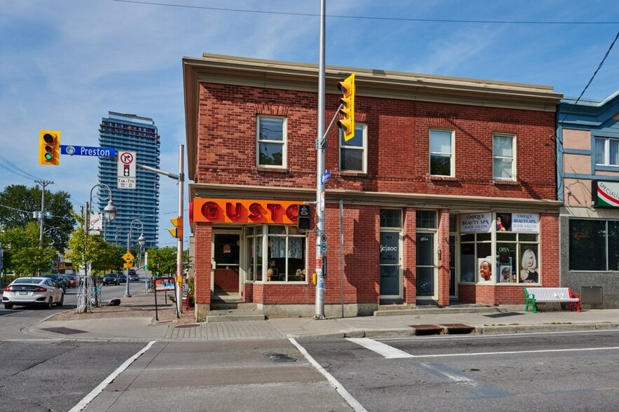 104-118 Preston St, Ottawa, ON à louer - Photo du bâtiment - Image 2 de 7