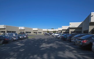 Plus de détails pour 1 Comac Loop, Ronkonkoma, NY - Local d'activités à louer