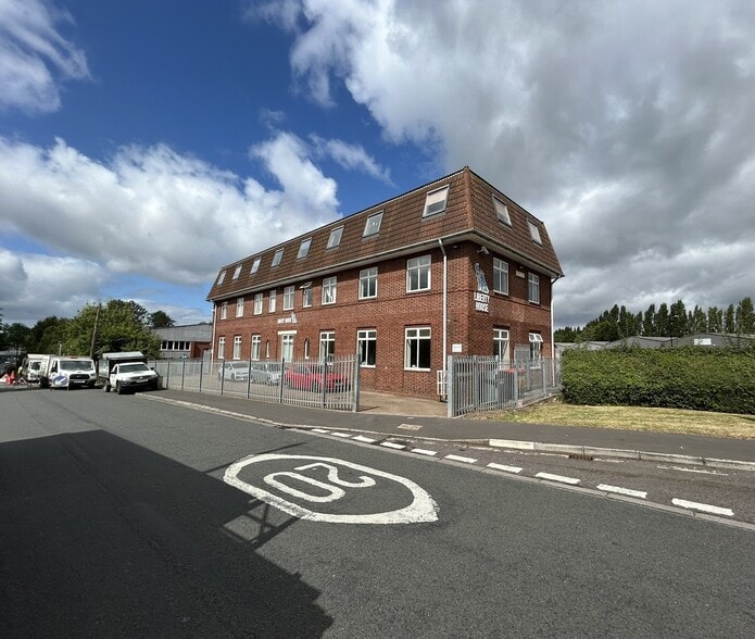 South Liberty Ln, Bristol à louer - Photo du bâtiment - Image 1 de 10