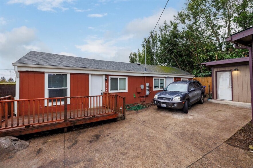 4848 NE 99th Ave, Portland, OR à vendre - Photo du bâtiment - Image 3 de 20