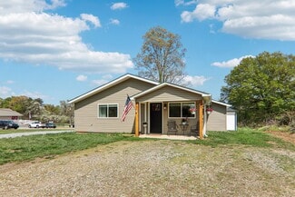 Plus de détails pour 111 W Crawford St, Landrum, SC - Flex à vendre