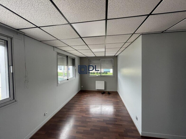 Industrial in Viry-Châtillon for lease - Interior Photo - Image 3 of 7