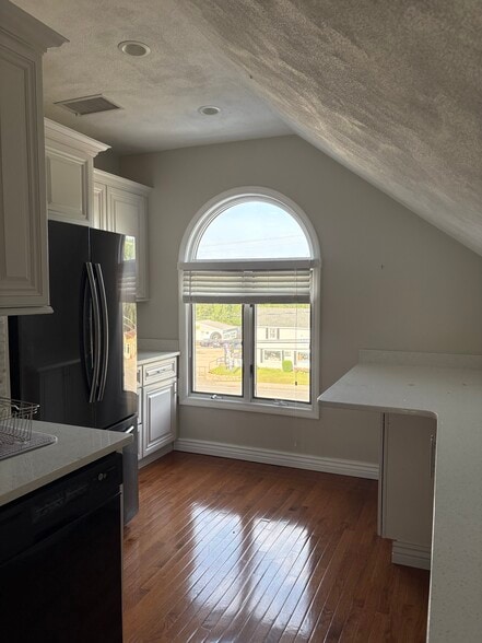 91 Plaistow Rd, Plaistow, NH for lease - Building Photo - Image 3 of 15