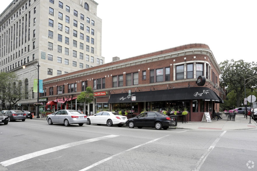 1513 E 53rd St, Chicago, IL for lease - Primary Photo - Image 1 of 7