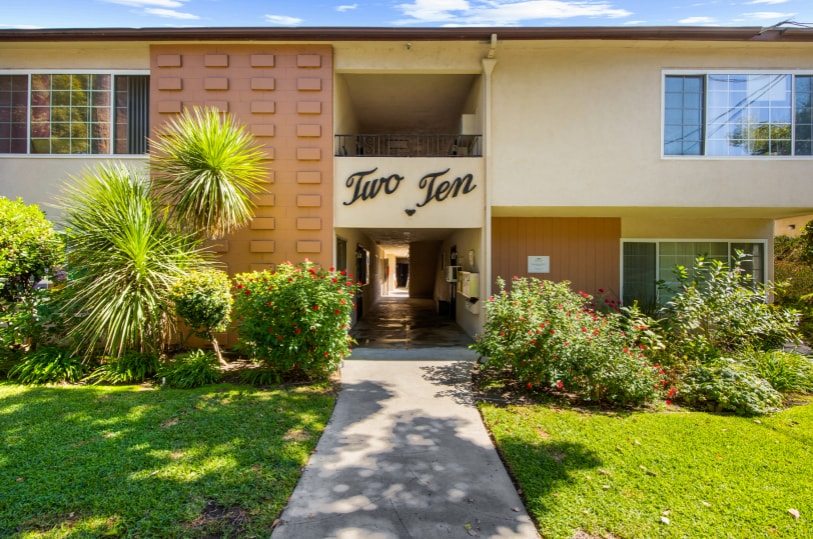 210 S Catalina Ave, Pasadena, CA à vendre - Photo principale - Image 1 de 2