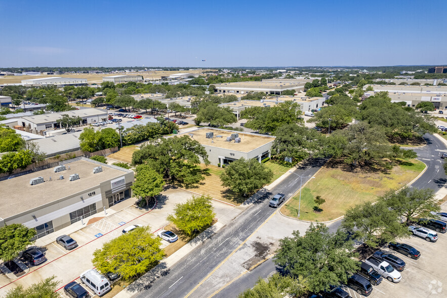 1223 Arion Pky, San Antonio, TX for lease - Aerial - Image 2 of 8