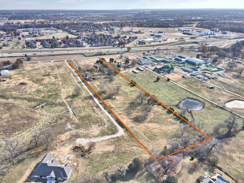 9300 S Union Ave, Tulsa, OK for sale - Building Photo - Image 2 of 19