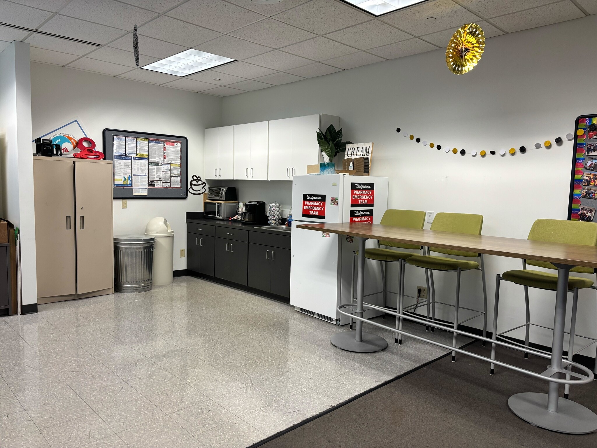 11492 Bluegrass Pky, Louisville, KY à louer Photo intérieure- Image 1 de 11