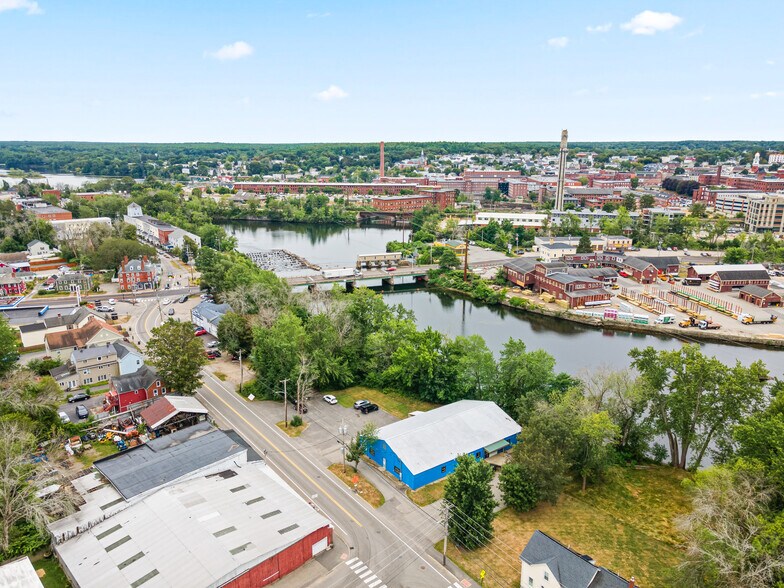 44 Lincoln St, Saco, ME à vendre - Photo du bâtiment - Image 2 de 14