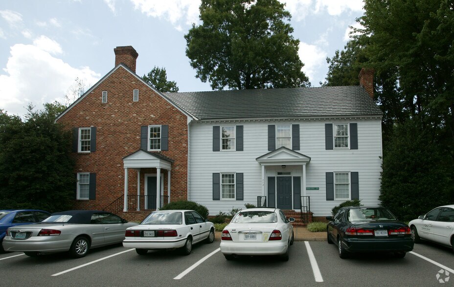 713 N Courthouse Rd, Richmond, VA à vendre - Photo du bâtiment - Image 2 de 6