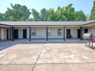 More details for 1480 NE Laurel Ave, Woodburn, OR - Office for Sale