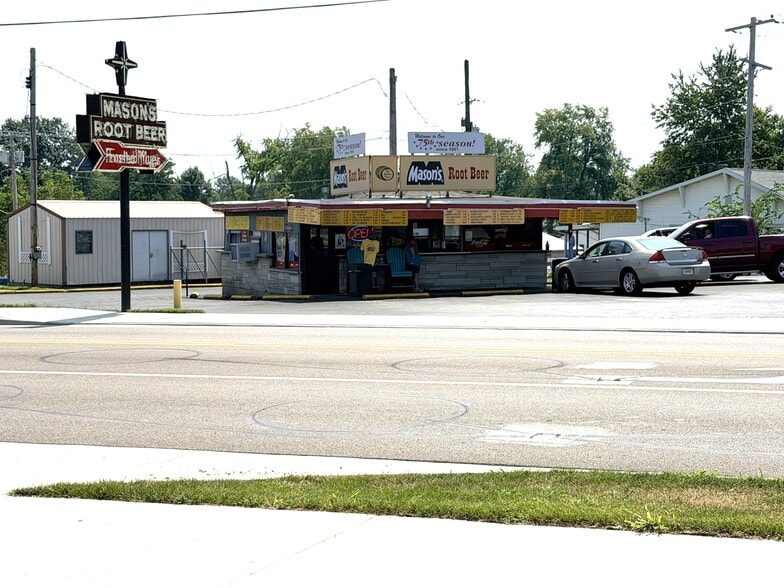1201 E National Hwy, Washington, IN à vendre - Photo du bâtiment - Image 1 de 5