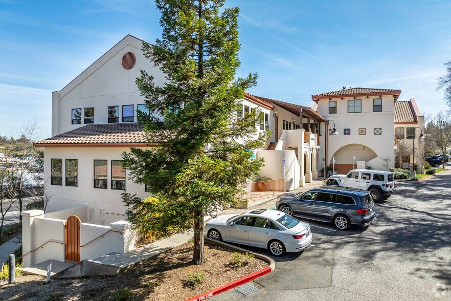 500 Auburn Folsom Rd, Auburn, CA for sale - Building Photo - Image 2 of 6