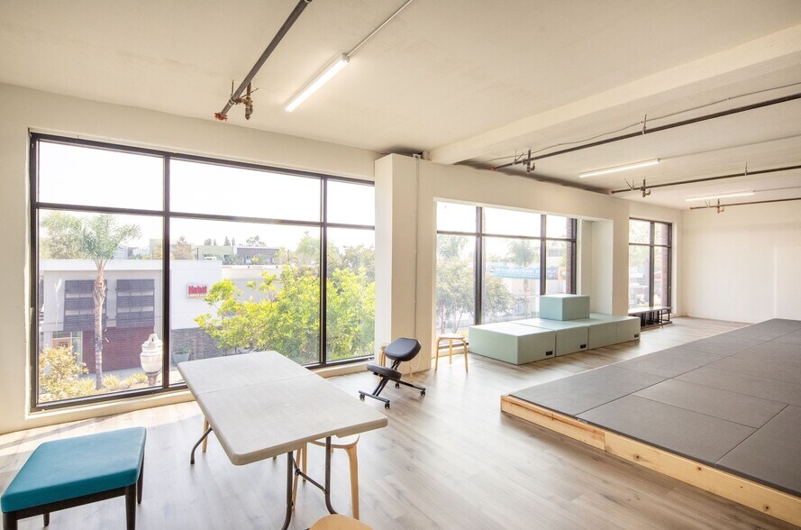 43 E Main St, Alhambra, CA for lease - Interior Photo - Image 3 of 21