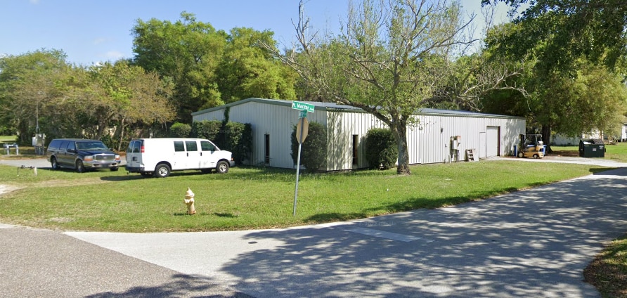 205 N Mantor Ave, Titusville, FL for sale - Primary Photo - Image 1 of 11
