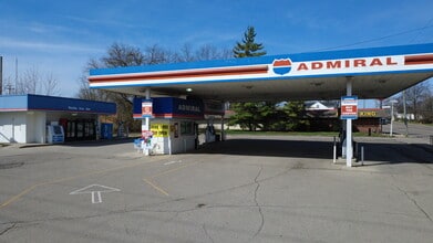 701 W Memorial Dr, Muncie, IN à louer Photo intérieure- Image 1 de 9