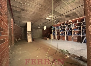 Retail in Barcelona, Barcelona for lease Interior Photo- Image 2 of 4