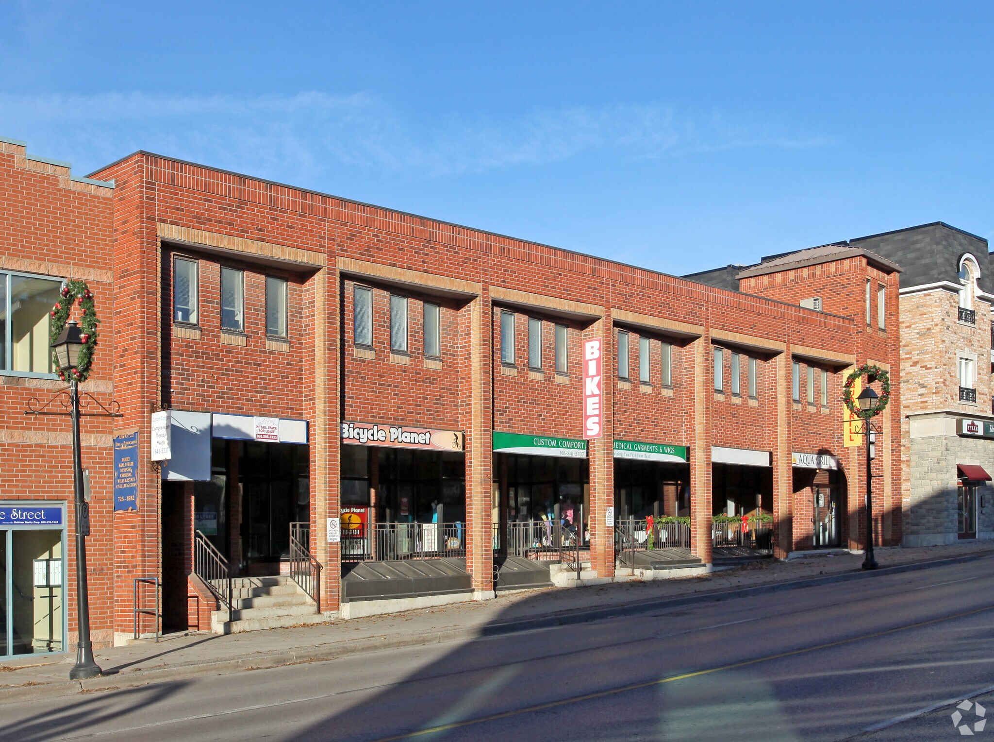 15150 Yonge St, Aurora, ON for sale Primary Photo- Image 1 of 1