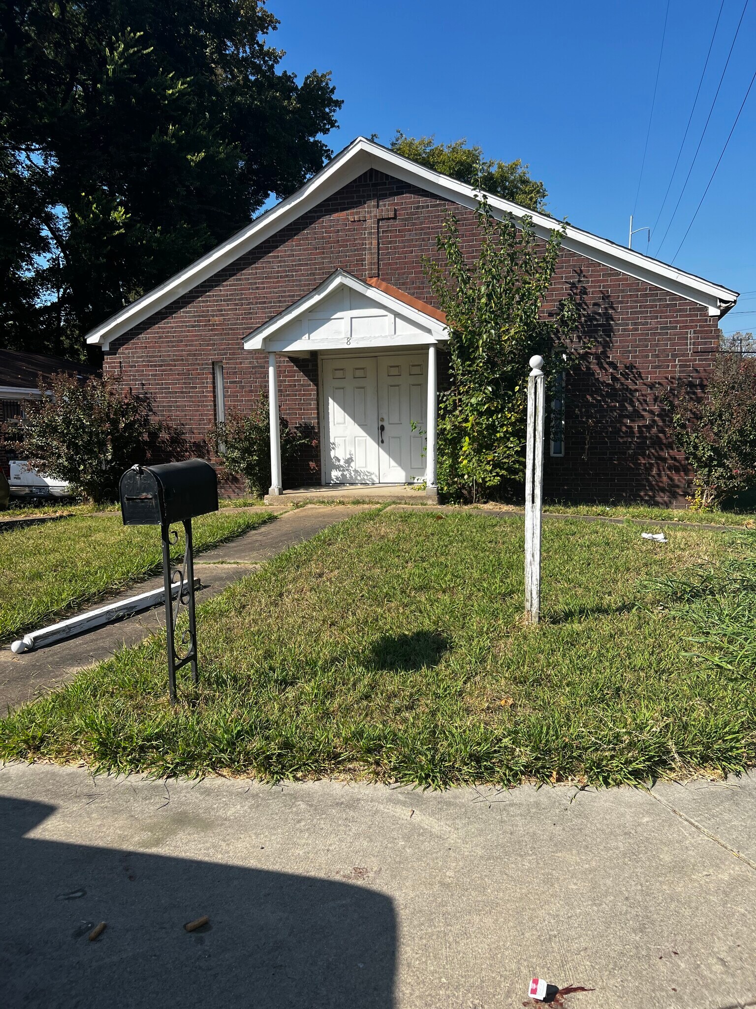 8 W Dempster Ave, Memphis, TN à vendre Photo principale- Image 1 de 2