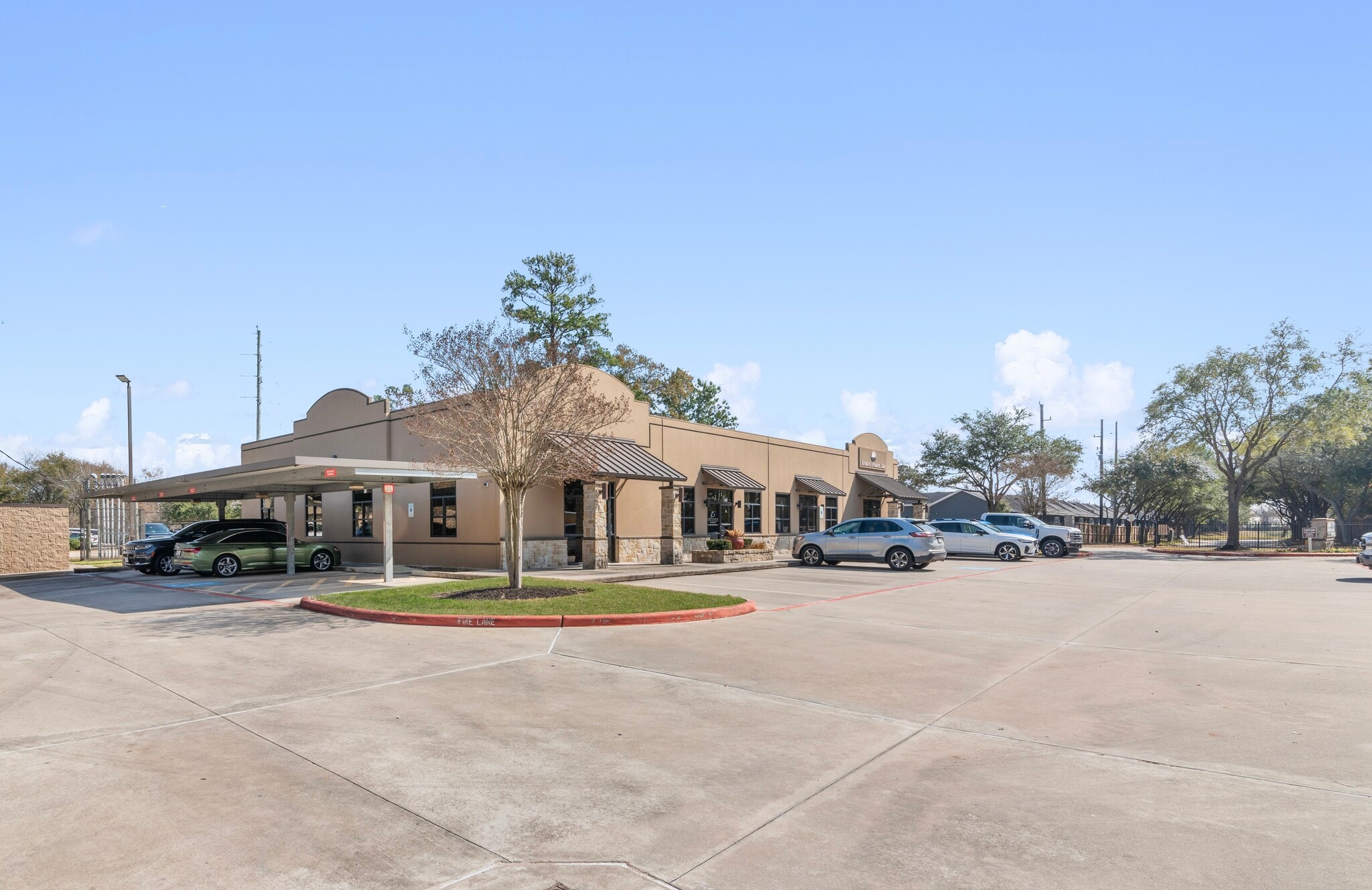 10320 Lake Rd, Houston, TX for lease Building Photo- Image 1 of 14