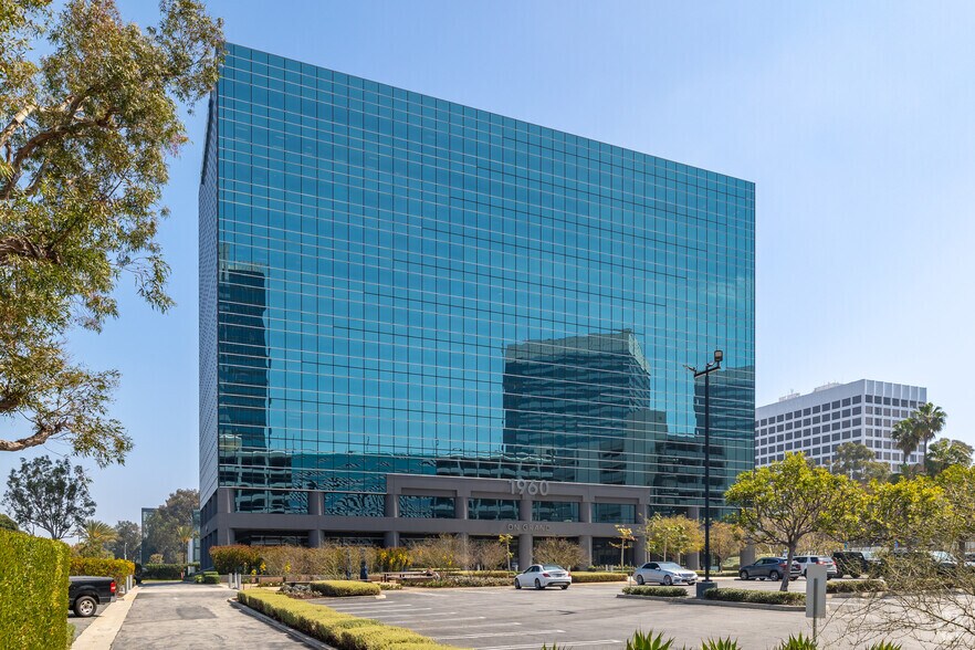 1960 E Grand Ave, El Segundo, CA à vendre - Photo du bâtiment - Image 1 de 36